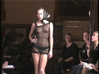 FASHION UNSENSORED